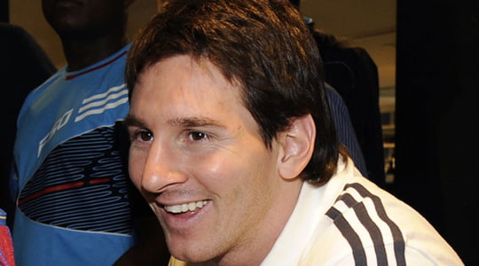 Lionel Messi Kimdir-hT2