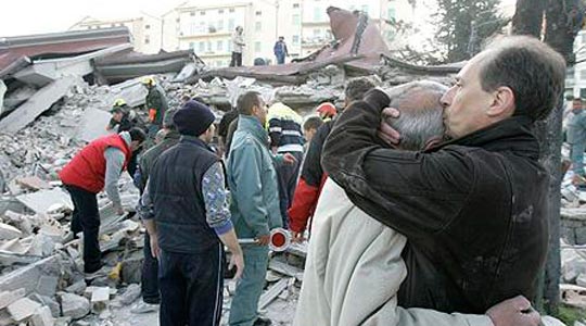 Photo of Strong quake hits Turkey