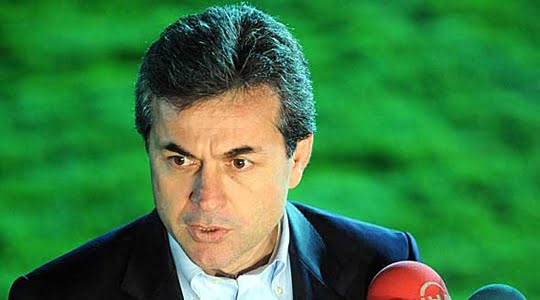 Aykut Kocaman hakkında birkaç şey