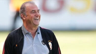 Fatih Terim Fonu'nun hatırlattığı eski bir yazı "4 Lop'lu Fatih Hoca" 6 Gündeme bomba gibi düşen Fatih Terim Fonu haberlerinde Müfit hocanın da adının geçmesi bana BirGün Gazetesinde yazdığım Hocalar ve Loplar adlı yazımı tekrar hatırlattı.