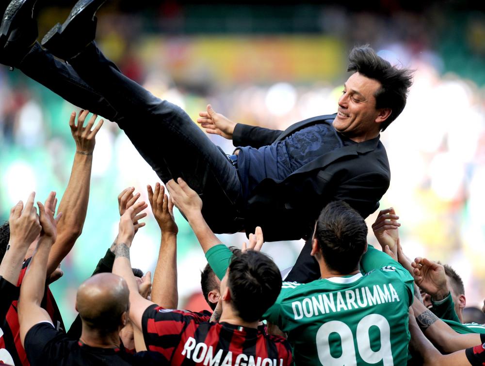 Milan 2016-2017 sezonunda, İtalya Süper Kupası finalinde penaltılar sonucunda Juventus'u mağlup ederek kupayı kazandı. Bu kupa Vincenzo Montella'nın kariyerindeki ilk kupaydı.